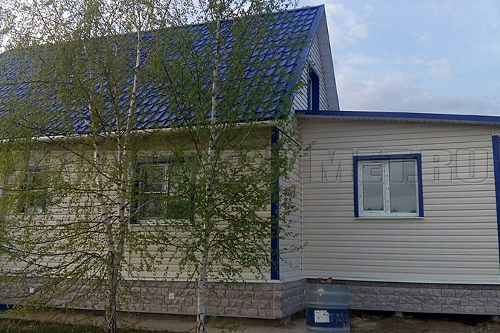 Фото 5 - дом с отделкой фасадными панелями Docke-R Fels, цвет Арктик